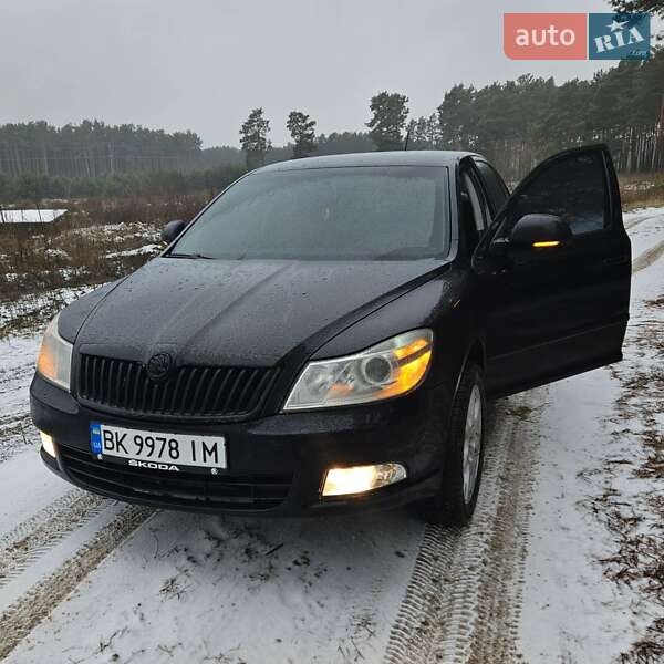 Лифтбек Skoda Octavia 2012 в 