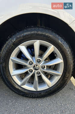 Лифтбек Skoda Octavia 2013 в 