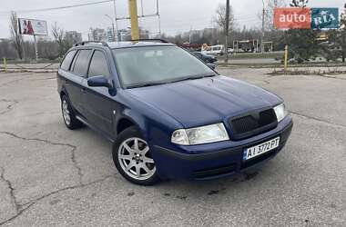 Універсал Skoda Octavia 2006 в Запоріжжі