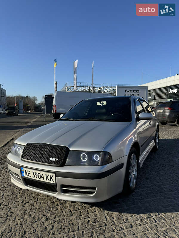 Ліфтбек Skoda Octavia 2002 в Дніпрі