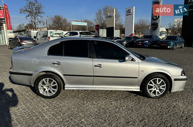 Ліфтбек Skoda Octavia 2002 в Дніпрі