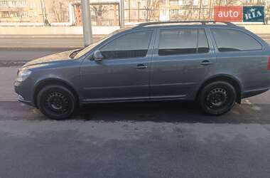 Универсал Skoda Octavia 2011 в 