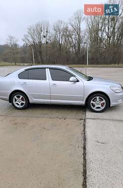 Лифтбек Skoda Octavia 2010 в 