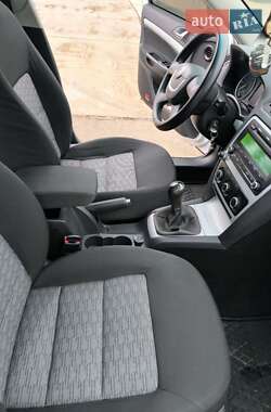 Лифтбек Skoda Octavia 2010 в 