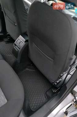 Лифтбек Skoda Octavia 2010 в 