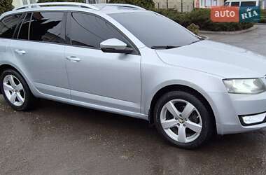 Універсал Skoda Octavia 2014 в Харкові