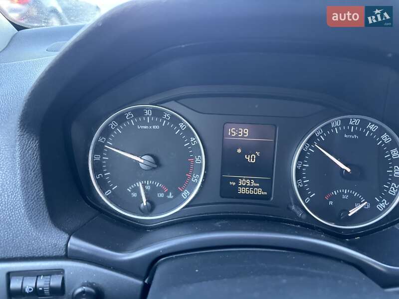 Универсал Skoda Octavia 2010 в Львове