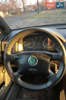 Лифтбек Skoda Octavia 2006 в 