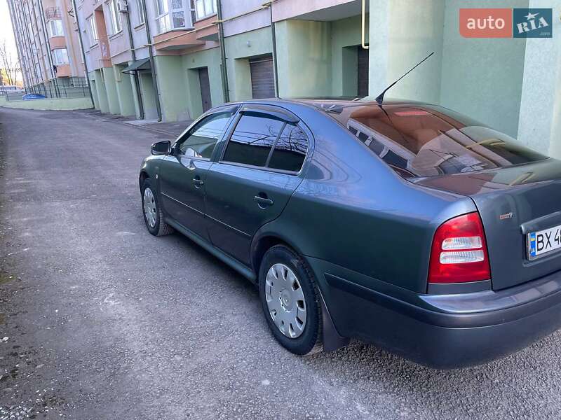 Ліфтбек Skoda Octavia 2004 в Чемерівцях
