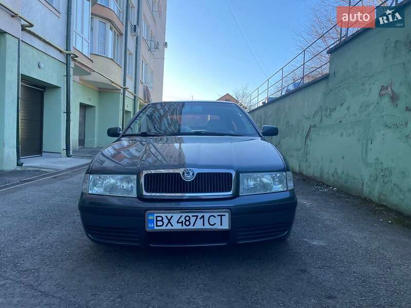 Ліфтбек Skoda Octavia 2004 в Чемерівцях