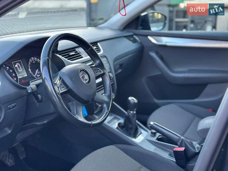 Универсал Skoda Octavia 2014 в Луцке