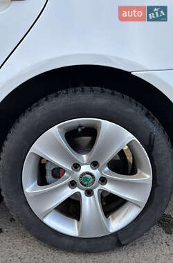 Универсал Skoda Octavia 2012 в 