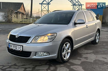 Универсал Skoda Octavia 2013 в Староконстантинове