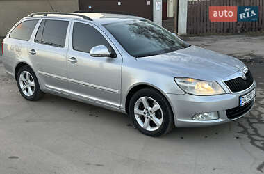 Универсал Skoda Octavia 2013 в Староконстантинове