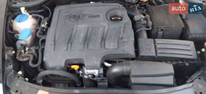 Универсал Skoda Octavia 2012 в Каменке-Бугской