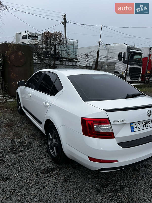 Лифтбек Skoda Octavia 2013 в Иршаве