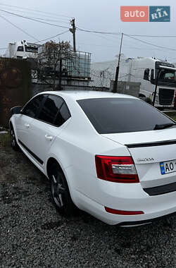 Лифтбек Skoda Octavia 2013 в Иршаве