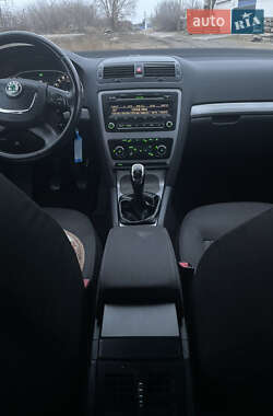Универсал Skoda Octavia 2010 в 