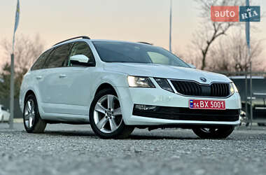 Універсал Skoda Octavia 2017 в Дрогобичі