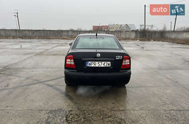 Лифтбек Skoda Octavia 2006 в 