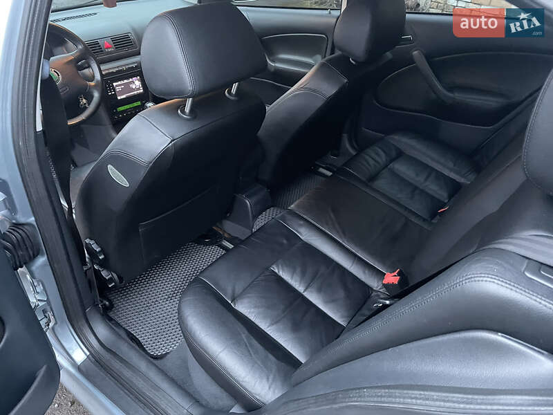 Лифтбек Skoda Octavia 2002 в Буске