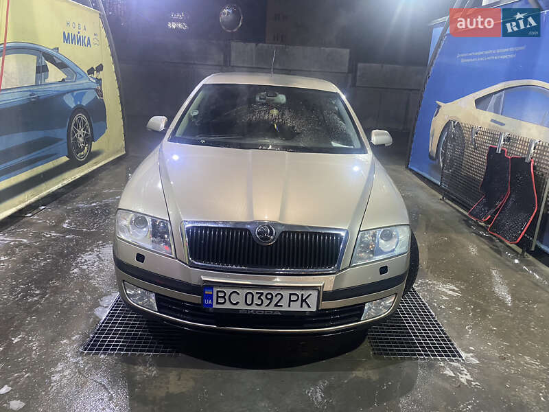 Лифтбек Skoda Octavia 2005 в Львове