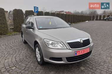 Універсал Skoda Octavia 2009 в Жовкві