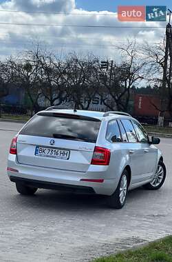 Универсал Skoda Octavia 2016 в 