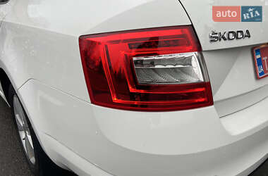 Лифтбек Skoda Octavia 2015 в 