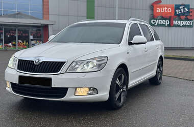 Універсал Skoda Octavia 2013 в Виноградові