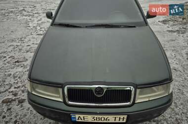 Лифтбек Skoda Octavia 2000 в 