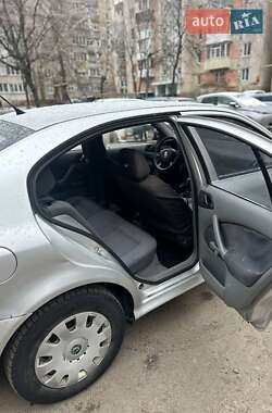 Лифтбек Skoda Octavia 2004 в 