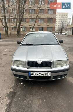 Лифтбек Skoda Octavia 2004 в 