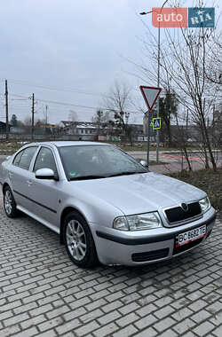 Ліфтбек Skoda Octavia 2010 в Львові