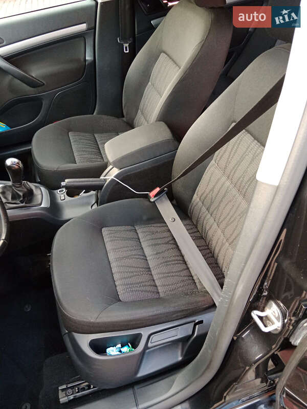 Универсал Skoda Octavia 2009 в Рожнятове