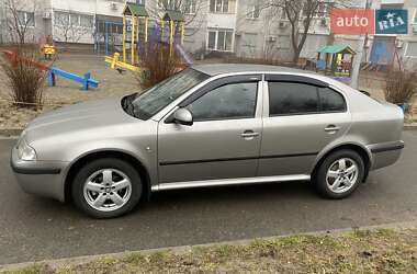 Ліфтбек Skoda Octavia 2010 в Києві