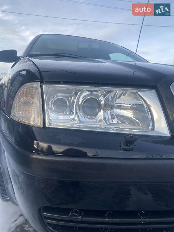 Универсал Skoda Octavia 2003 в Старом Самборе