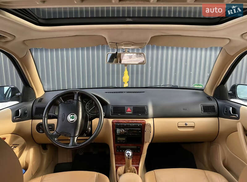 Универсал Skoda Octavia 2003 в Старом Самборе