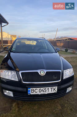 Универсал Skoda Octavia 2008 в Самборе