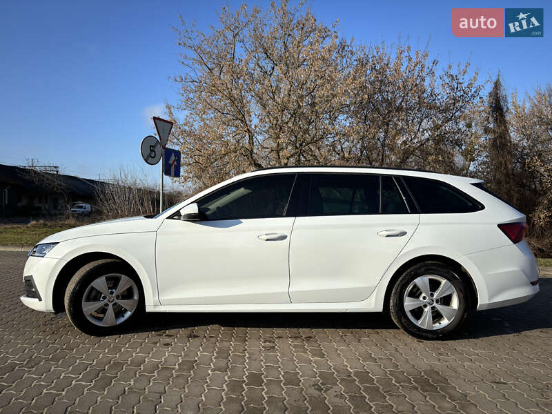 Універсал Skoda Octavia 2021 в Бродах