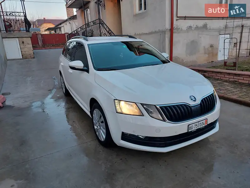 Универсал Skoda Octavia 2020 в 