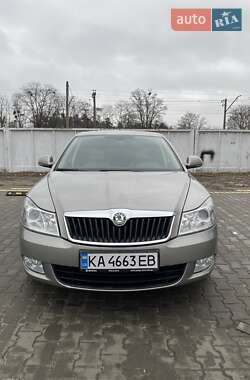 Універсал Skoda Octavia 2010 в Ірпені