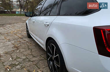 Универсал Skoda Octavia 2019 в 