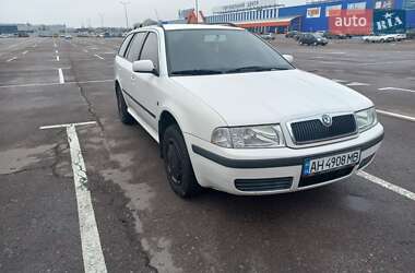 Универсал Skoda Octavia 2008 в Львове