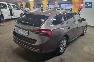 Универсал Skoda Octavia 2021 в Киеве