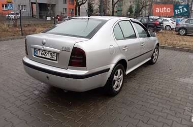 Ліфтбек Skoda Octavia 2004 в Києві