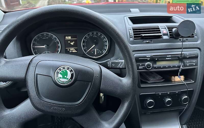 Ліфтбек Skoda Octavia 2011 в Чернігові