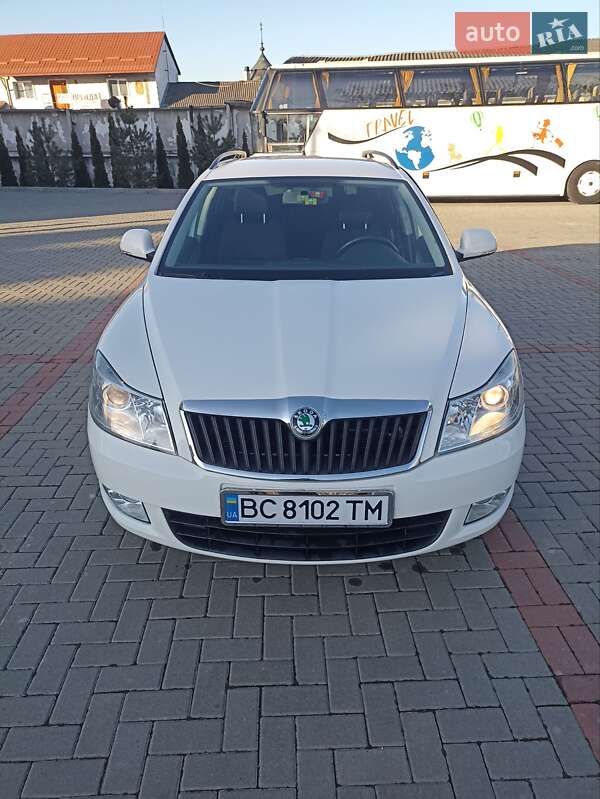 Универсал Skoda Octavia 2011 в Золочеве