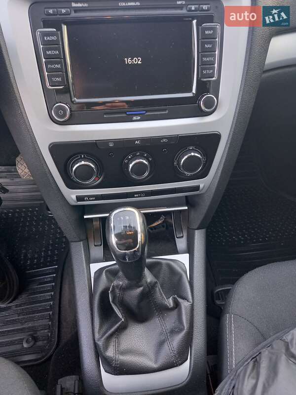 Лифтбек Skoda Octavia 2011 в Самборе