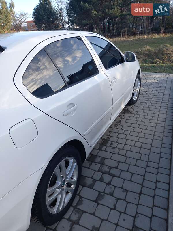 Лифтбек Skoda Octavia 2011 в Самборе